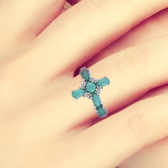 Turquoise Cross Sterling Silver Ring - Picture 3 of 4